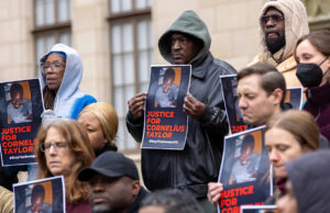 Família de homem esmagado por uma escavadeira em sua barraca em um acampamento de moradores de rua em Atlanta processa organizações sem fins lucrativos Yahoo news home