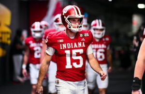 Fernando Mendoza faz atualização pessoal após vencer o campeonato nacional Fernando Mendoza