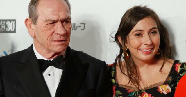 Filha de Tommy Lee Jones foi encontrada morta em hotel Filha de Tommy Lee Jones foi encontrada morta em hotel de São Francisco no dia de Ano Novo