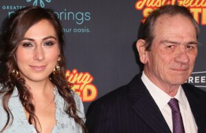 Filha de Tommy Lee Jones foi presa várias vezes envolvendo drogas antes de morrer tommy lee jones e filha getty sub 2