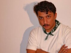 Foto viral com Sitok Srengenge, Sal Priadi esclarece: Não o estou defendendo Foto viral com Sitok Srengenge, Sal Priadi esclarece: Não o estou defendendo