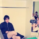 Fugindo dos incêndios em Malibu, ela encontrou uma caixa de vídeos antigos dos anos 90 e saiu com 'The Best Summer'