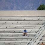 Futebol Pac-12: Nosso mergulho profundo nas tendências de frequência das 12 escolas tradicionais, antes e depois do realinhamento