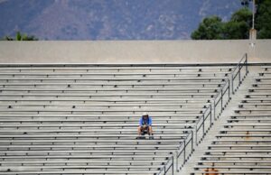 Futebol Pac-12: Nosso mergulho profundo nas tendências de frequência das 12 escolas tradicionais, antes e depois do realinhamento Futebol Pac-12: Nosso mergulho profundo nas tendências de frequência das 12 escolas tradicionais, antes e depois do realinhamento