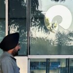 Futuros de Wall Street despencam e dólar cai devido a ameaças tarifárias dos EUA