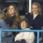 Gabby Logan assistiu às homenagens a seu falecido pai, Terry Yorath, em Elland Road no sábado