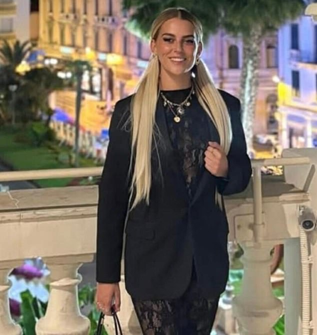 Garçonete de capacete que foi acusada de atear fogo em Cyane Panine, 24, foi uma das 40 pessoas que morreram no inferno da véspera de Ano Novo