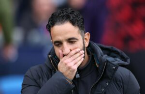 O maior argumento para manter Ruben Amorim foi agora desmentido por Michael Carrick O técnico do Manchester United, Ruben Amorim, durante a partida da Premier League entre Crystal Palace e Manchester United no Selhurst Park em 2025 em Londres, Inglaterra.