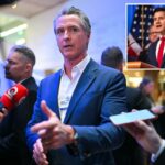 Gavin Newsom, governador da Califórnia, fala à imprensa na reunião anual do Fórum Econômico Mundial.
