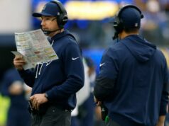 Giants entrevistam o coordenador em rápida ascensão dos Seahawks, Klint Kubiak, enquanto a busca por treinador esquenta Klint Kubiak é o coordenador ofensivo dos Seahawks.