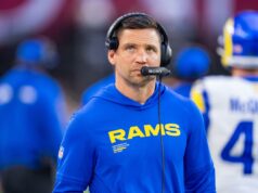 Giants solicitam entrevista com o coordenador defensivo do Rams, Chris Shula O coordenador defensivo do Rams, Chris Shula.