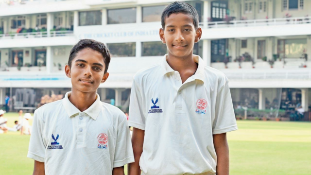 Giles Shield: Chhajer e Taware dão ao SVIS um forte começo contra Dnyandeep
