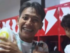 Gol rápido masculino de Beckham entre Persib vence Persija no primeiro tempo Gol rápido masculino de Beckham entre Persib vence Persija no primeiro tempo