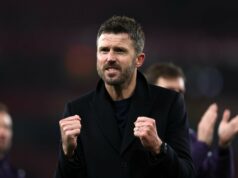 Gordon Hill aconselha ex-jogadores do Man Utd a deixarem de lado Michael Carrick, ‘um trabalho que todos nós…’ Gordon Hill aconselha ex-jogadores do Man Utd a deixarem de lado Michael Carrick, 'um trabalho que todos nós…'