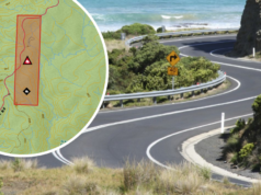 Great Ocean Road em risco, pois as autoridades temem que os incêndios possam durar semanas Great Ocean Road em risco, pois as autoridades temem que os incêndios possam durar semanas