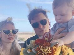 Grimes faz raro comentário sobre co-parentalidade com Elon Musk Grimes faz raro comentário sobre co-parentalidade com Elon Musk