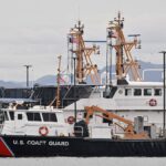 Guarda Costeira dos EUA suspende busca por sobreviventes de ataque de barco no Pacífico
