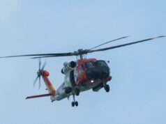 Guarda Costeira em busca de sobreviventes após barco de pesca comercial afundar em Massachusetts; 1 corpo recuperado Barcos de pesca atracaram no porto de Gloucester, Massachusetts, em 11 de maio de 2022.