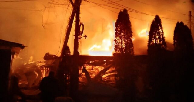 Guerra Rússia-Ucrânia: lista dos principais eventos, dia 1.408 Nesta fotografia tirada e divulgada pelo serviço de imprensa da 65ª Brigada Mecanizada das Forças Armadas Ucranianas em 1º de janeiro de 2026, a recruta ucraniana Tetiana (R), de 20 anos, participa de um treinamento militar básico em um local não revelado na região de Zaporizhzhia, em meio à invasão russa da Ucrânia. (Foto de Andriy Andriyenko / 65ª Brigada Mecanizada das Forças Armadas Ucranianas / AFP) / XGTY / RESTRITO AO USO EDITORIAL - CRÉDITO OBRIGATÓRIO