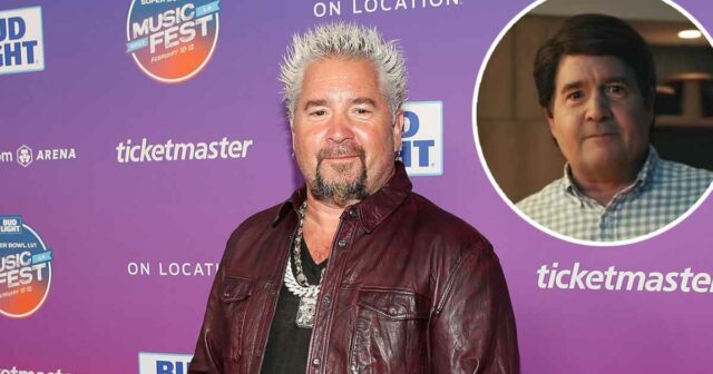 Guy Fieri revela 'novo visual' irreconhecível no 58º aniversário, abandona Guy Fieri estreia novo visual irreconhecível no 58º aniversário