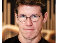 Guy Moon, compositor veterano por trás de ‘The Fairly OddParents’ e ‘Danny Phantom’, morre aos 63 anos Guy Moon, compositor veterano por trás de 'The Fairly OddParents' e 'Danny Phantom', morre aos 63 anos