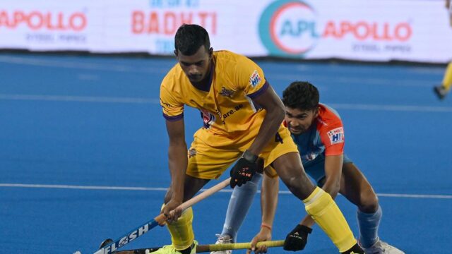 HIL 2025-26: Armado com o apoio do treinador, Amandeep Lakra assume o cargo de Hyderabad Toofans
