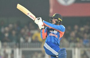 Há uma reflexão real por trás de sua abordagem de rebatidas, diz Chapman sobre a habilidade de Abhishek nas seis rebatidas lightbox-info