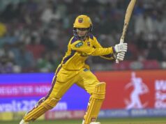 Harleen Deol se ‘aposenta’ durante a partida WPL 2026 entre UP Warriorz x Delhi Capitals Harleen Deol se 'aposenta' durante a partida WPL 2026 entre UP Warriorz x Delhi Capitals