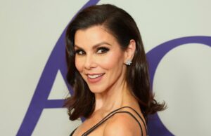 Heather Dubrow chamou este skin stick de US$ 15 de melhor do que um creme para os olhos de US$ 200 Taylor Swift participa da 67ª premiação anual do GRAMMY em 2 de fevereiro de 2025 em Los Angeles, Califórnia.