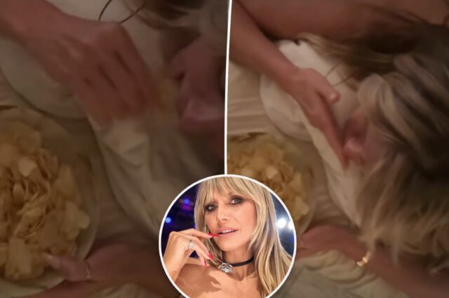 Heidi Klum recebe massagem na bunda enquanto devora batatas fritas Heidi Klum recebe massagem na bunda enquanto devora batatas fritas gordurosas em vídeo atrevido