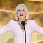 Helen Mirren agradece ao Globo de Ouro por 'Duas bolas grandes - que, como você pode imaginar, realmente me ajudaram em minha carreira'