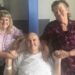 Josie Spreadbury, cujo filho Jason morreu de câncer aos 55 anos depois que sua cirurgia de GP não conseguiu vê-lo cara a cara em 14 ocasiões, disse: 'Em todas as fases do tratamento, o sistema falhou com meu filho.'