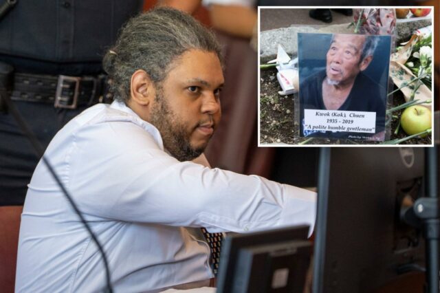 Homem acusado de matar 4 moradores de rua ouviu vozes Homem acusado de matar 4 moradores de rua ouviu vozes dizendo-lhe para 'matar 40 pessoas' ou morrer - enquanto o julgamento em Nova York finalmente começava