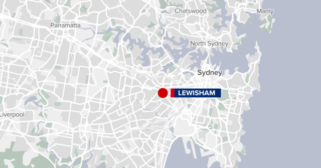 Homem acusado de supostamente se passar por agente de elenco no interior oeste de Sydney
