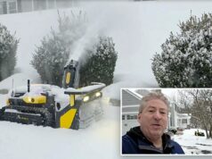 Homem de NJ ‘tomando café’ enquanto o soprador robótico lento de US $ 5 mil limpa sua garagem durante a tempestade de inverno Fern Homem de NJ 'tomando café' enquanto o soprador robótico lento de US $ 5 mil limpa sua garagem durante a tempestade de inverno Fern