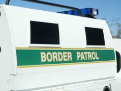 Homem é criticado em tiroteio envolvendo Patrulha de Fronteira dos EUA Homem é criticado em tiroteio envolvendo Patrulha de Fronteira dos EUA