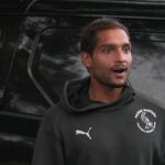 Cleo Machaya dirigiu algumas palavras de despedida ao povo de Bondi.