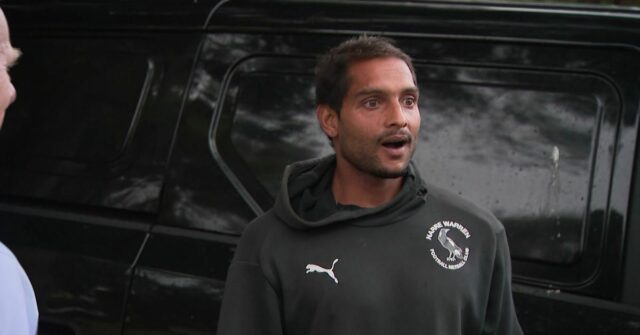 Cleo Machaya dirigiu algumas palavras de despedida ao povo de Bondi.