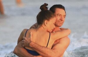 Hugh Jackman e Sutton Foster mostram grande PDA na Costa Rica 010425_hugh_jackman_sutton_foster_cal