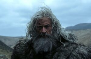 Hugh Jackman está completamente irreconhecível no trailer de ‘Death of Robin Hood’ Hugh Jackman e Kate Hudson aceitam prêmio musical no Gotham Awards 2025 2242409385 2249457708