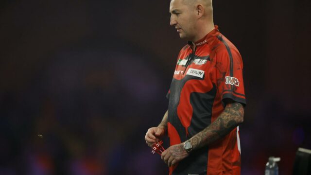 Incômodo ou amuleto da sorte? O mito por trás das vespas Ally Pally
