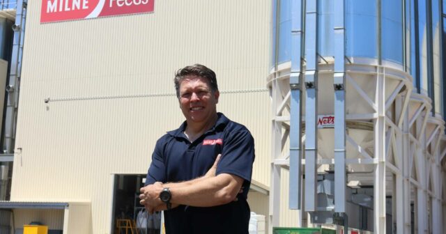 Investimento de US$ 50 milhões visa acabar com a escassez crítica de ração para produtores de WA
