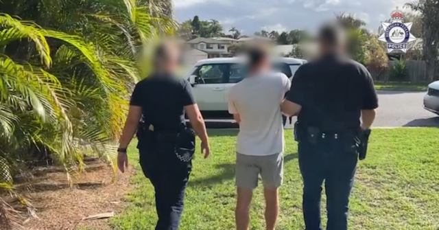 Irmãos de Queensland acusados ​​de posse e compartilhamento de material de abuso infantil

