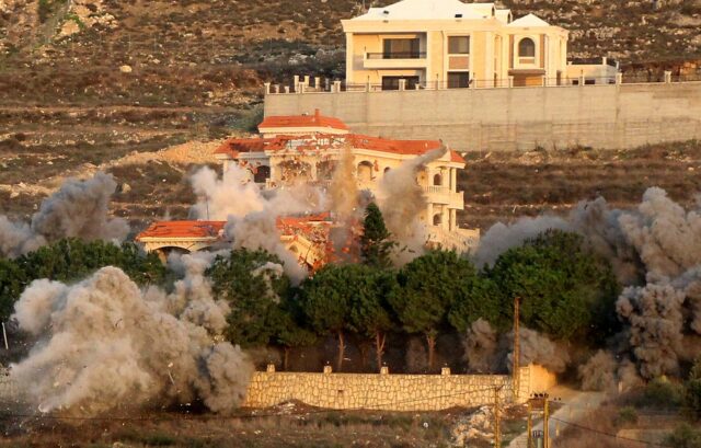 Israel bombardeia o Líbano dizendo que tinha como alvo o Hezbollah e o Hamas
