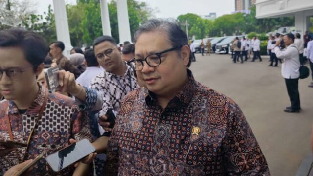 JCI cai 8%, Airlangga pede aos investidores que não entrem em pânico
