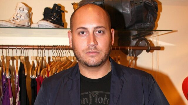 Jasen Kaplan, concorrente de 'Encontrando o Príncipe Encantado' e maquiador de celebridades, morre aos 46 anos
