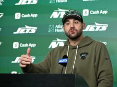 Jatos dispensam o coordenador ofensivo Tanner Engstrand em grande convulsão Tanner Engstrand