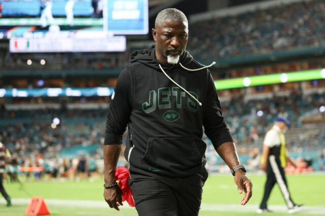 Jatos são instados a considerar um movimento agressivo para a Ty Simpson, Alabama, New York Jets