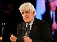 Jay Leno foi questionado se ele namoraria enquanto cuidava de uma esposa com demência Jay Leno diz que lhe perguntaram se planejava namorar enquanto cuidava de sua esposa com demência