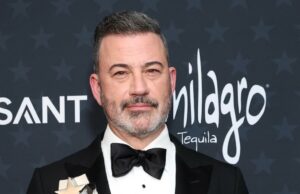 Jimmy Kimmel descreve o ano passado como uma ‘experiência de quase morte’ GettyImages-KimmelColbert.jpg